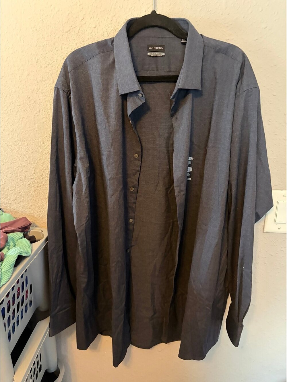 Men's NWT Van Heusen Blue Button Up Long Sleeve size 18.5 (35/36) Tall Fit. Comf